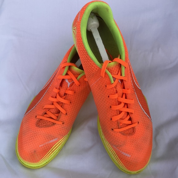 Puma Other - PUMA Invicto Fresh athletic shoes GUC